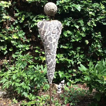 Winzerhaeuschen, Weingut Th. Mueller * 瑞尔