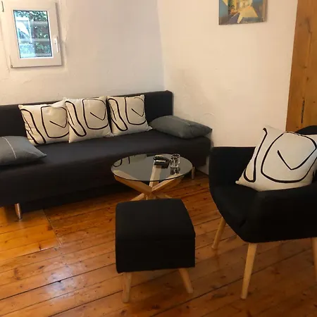 Winzerhaeuschen, Weingut Th. Mueller Apartman