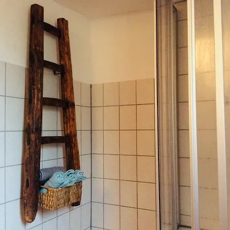 Winzerhaeuschen, Weingut Th. Mueller 公寓 瑞尔