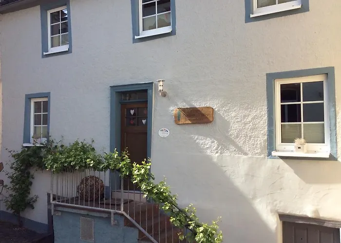 Winzerhaeuschen, Weingut Th. Mueller *