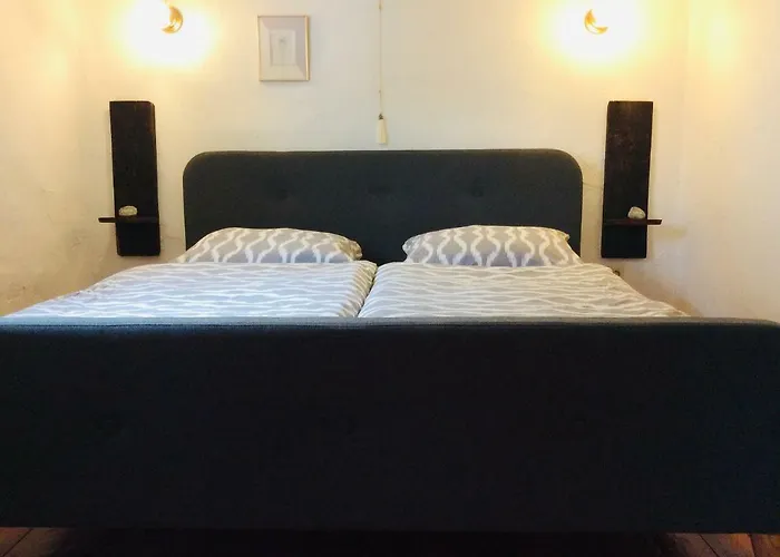 Winzerhaeuschen, Weingut Th. Mueller *